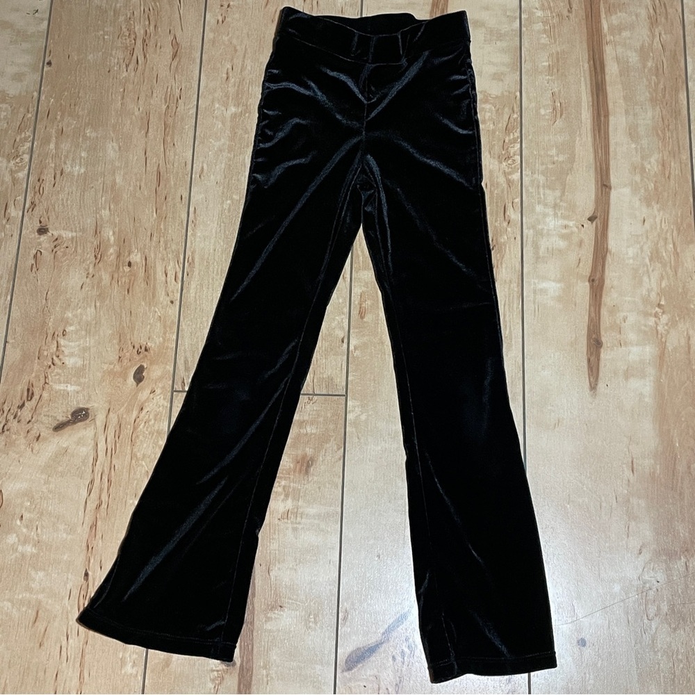 H&M Velvet High Rise Flare Leggings Kids Size 7 Black, EUC